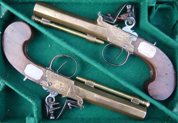 Cased pistols. noblepisyolsincase2
