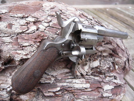 Derringer,Pepper box, pinfire and revolvers. Pf5